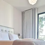 Ocean Pearl M