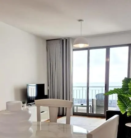 Ocean Pearl M * 푼샬