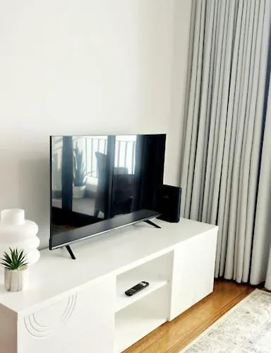 Ocean Pearl M Apartment *